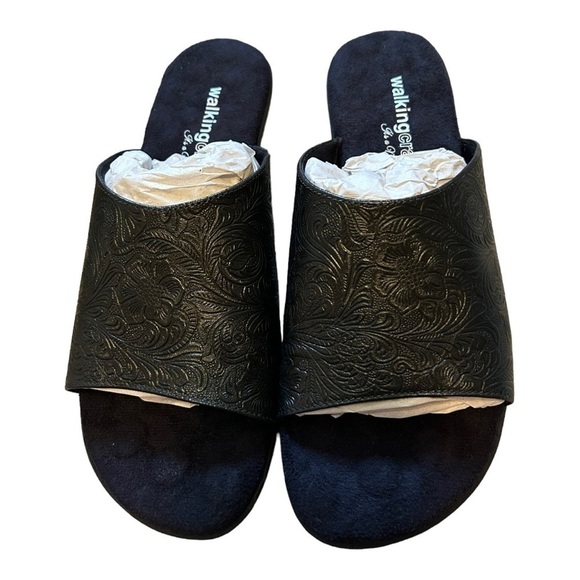 Walking Cradles Black Tooled Cath Leather Sandal - Women - Picture 2 of 13